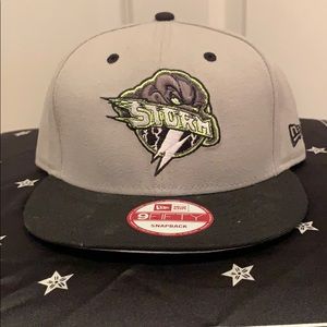 🧢 Storm snapback hat